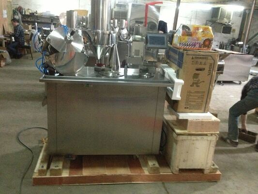 Buon prezzo Operazione semplice ampiamente usata automatica della macchina di rifornimento della capsula degli alti semi efficienti in linea