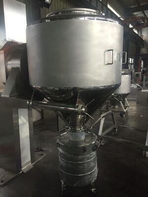 Buon prezzo Miscelatore farmaceutico automatico dei semi/automatico miscelatore della polvere della macchina del recipiente in linea