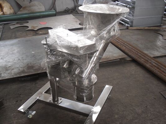 Buon prezzo Macchina di granulazione stridente ad alta velocità per farmaceutico/derrate alimentari 1.5kw-5.5kw in linea